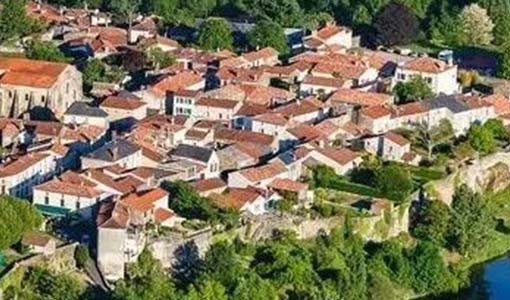 道孚回乡建别墅为什么一定要选专业乡墅公司